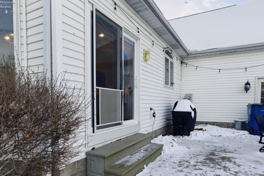 5519 Manhattan Drive, Lorain, 44053, 4 Bedrooms Bedrooms, ,3 BathroomsBathrooms,Residential,For Sale,Manhattan,20254723