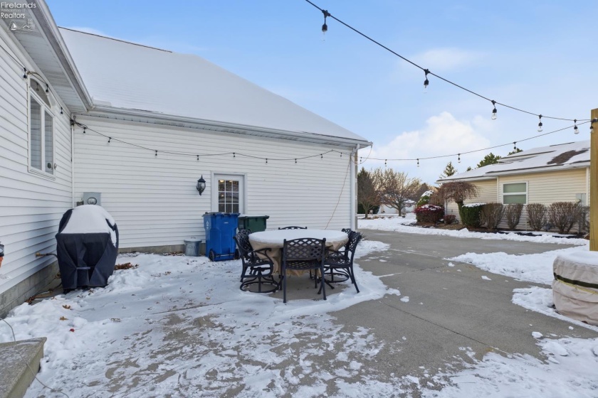 5519 Manhattan Drive, Lorain, 44053, 4 Bedrooms Bedrooms, ,3 BathroomsBathrooms,Residential,For Sale,Manhattan,20254723