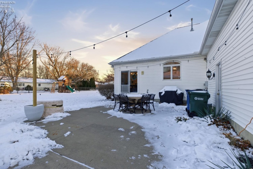 5519 Manhattan Drive, Lorain, 44053, 4 Bedrooms Bedrooms, ,3 BathroomsBathrooms,Residential,For Sale,Manhattan,20254723