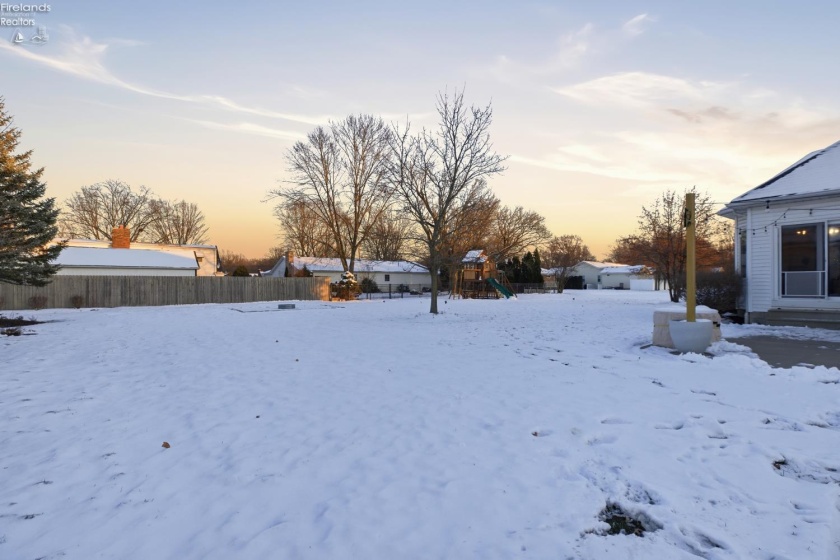 5519 Manhattan Drive, Lorain, 44053, 4 Bedrooms Bedrooms, ,3 BathroomsBathrooms,Residential,For Sale,Manhattan,20254723