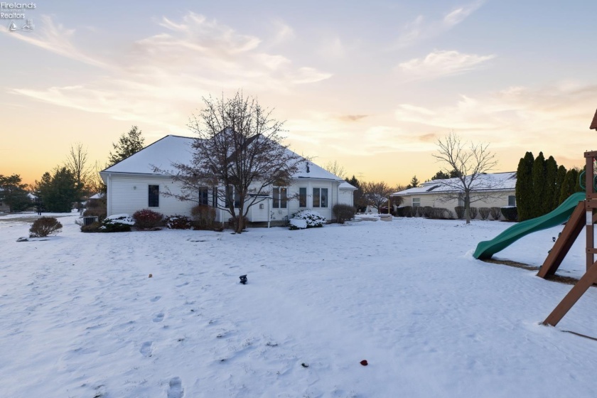 5519 Manhattan Drive, Lorain, 44053, 4 Bedrooms Bedrooms, ,3 BathroomsBathrooms,Residential,For Sale,Manhattan,20254723