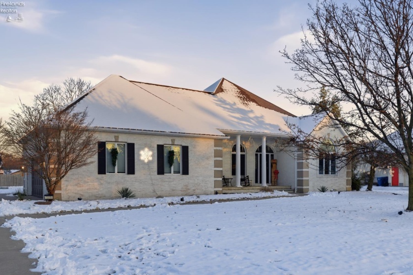 5519 Manhattan Drive, Lorain, 44053, 4 Bedrooms Bedrooms, ,3 BathroomsBathrooms,Residential,For Sale,Manhattan,20254723