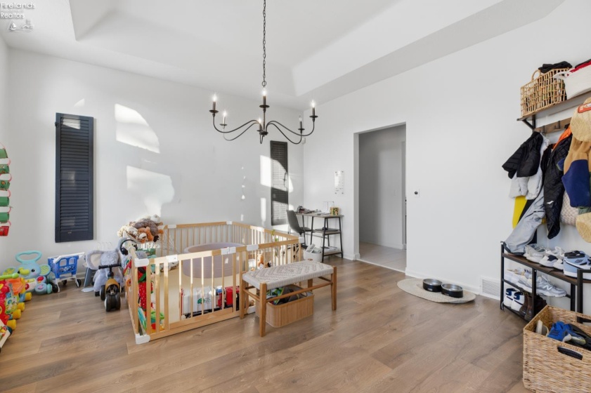 5519 Manhattan Drive, Lorain, 44053, 4 Bedrooms Bedrooms, ,3 BathroomsBathrooms,Residential,For Sale,Manhattan,20254723