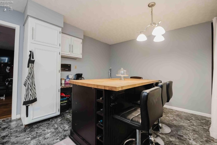 301 Schiller Avenue, Sandusky, 44870, 7 Bedrooms Bedrooms, ,5 BathroomsBathrooms,Residential,For Sale,Schiller,20254654