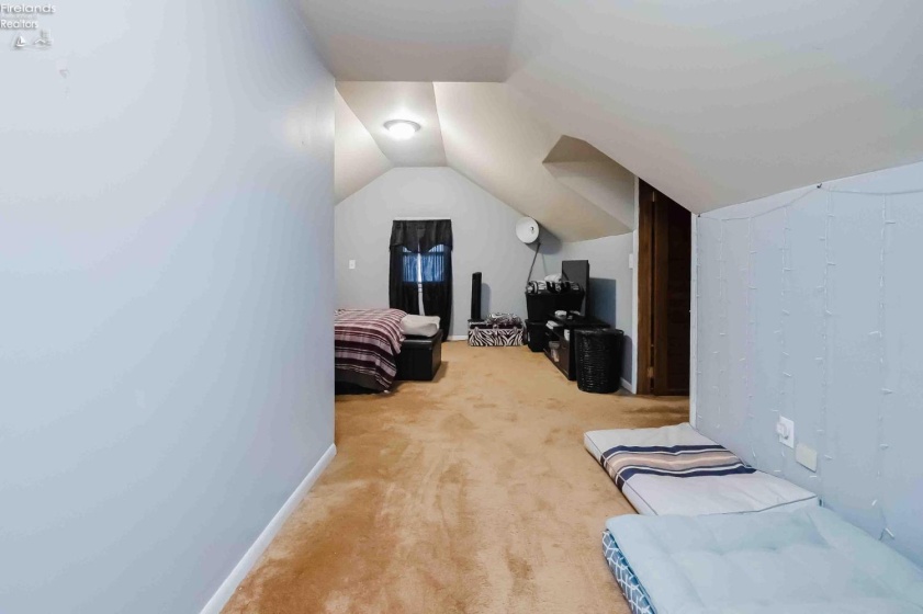 301 Schiller Avenue, Sandusky, 44870, 7 Bedrooms Bedrooms, ,5 BathroomsBathrooms,Residential,For Sale,Schiller,20254654