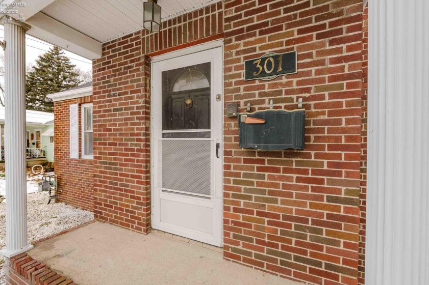 301 Schiller Avenue, Sandusky, 44870, 7 Bedrooms Bedrooms, ,5 BathroomsBathrooms,Residential,For Sale,Schiller,20254654