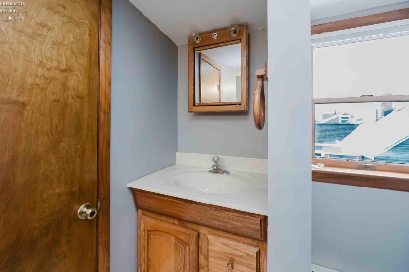 301 Schiller Avenue, Sandusky, 44870, 7 Bedrooms Bedrooms, ,5 BathroomsBathrooms,Residential,For Sale,Schiller,20254654