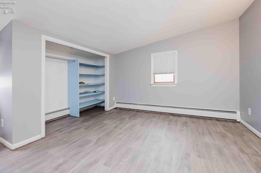 301 Schiller Avenue, Sandusky, 44870, 7 Bedrooms Bedrooms, ,5 BathroomsBathrooms,Residential,For Sale,Schiller,20254654