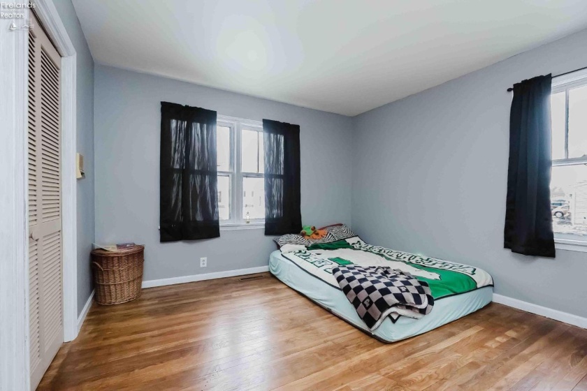 301 Schiller Avenue, Sandusky, 44870, 7 Bedrooms Bedrooms, ,5 BathroomsBathrooms,Residential,For Sale,Schiller,20254654