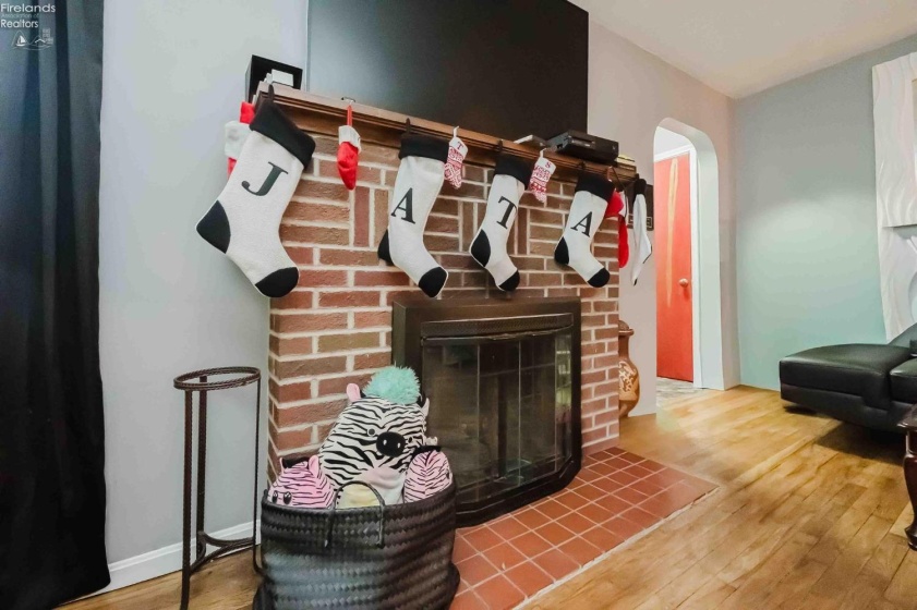 301 Schiller Avenue, Sandusky, 44870, 7 Bedrooms Bedrooms, ,5 BathroomsBathrooms,Residential,For Sale,Schiller,20254654