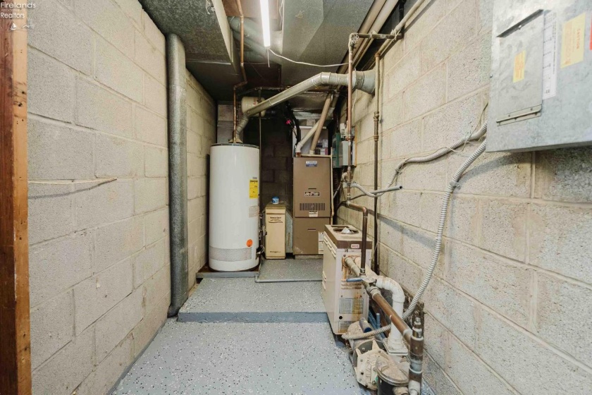 301 Schiller Avenue, Sandusky, 44870, 7 Bedrooms Bedrooms, ,5 BathroomsBathrooms,Residential,For Sale,Schiller,20254654