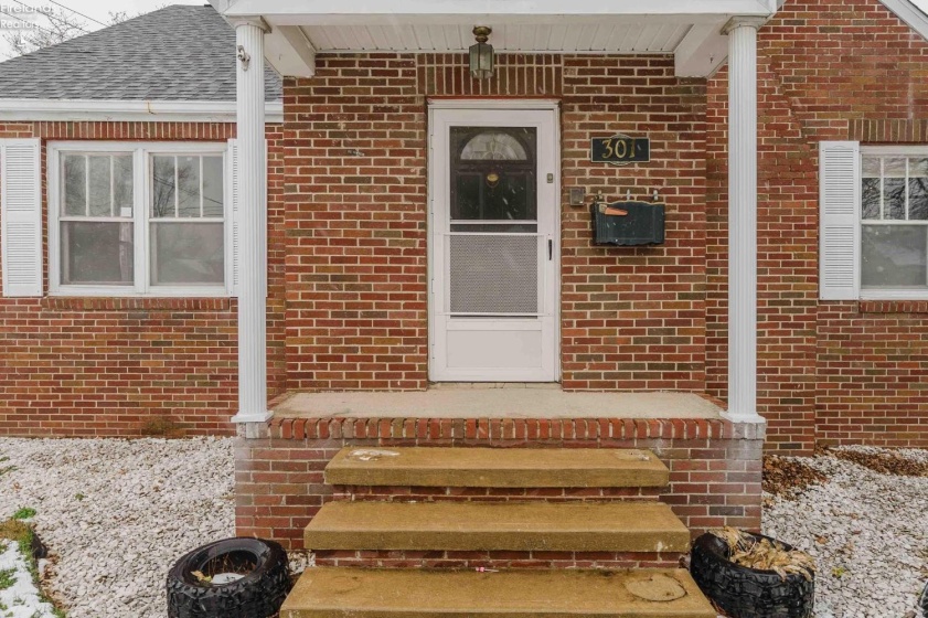 301 Schiller Avenue, Sandusky, 44870, 7 Bedrooms Bedrooms, ,5 BathroomsBathrooms,Residential,For Sale,Schiller,20254654