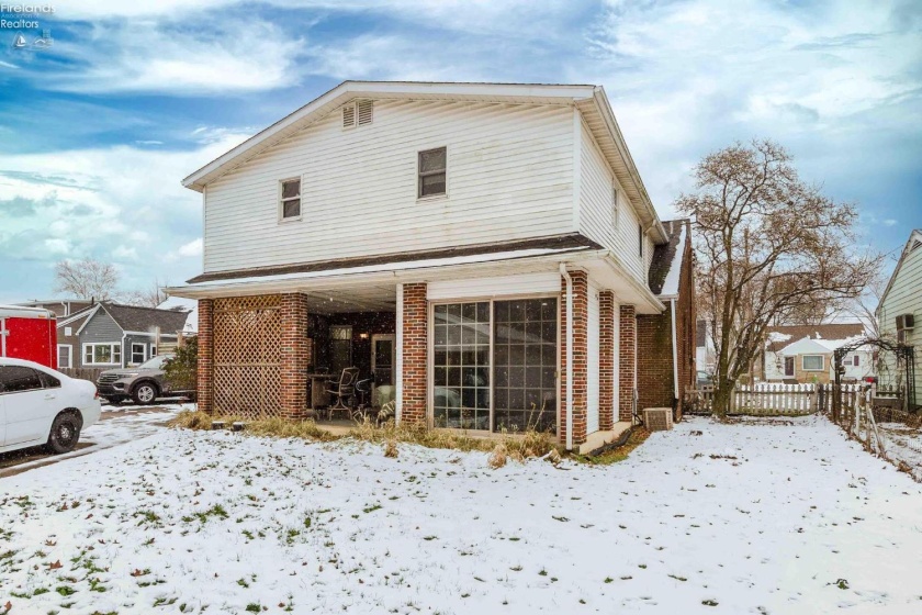 301 Schiller Avenue, Sandusky, 44870, 7 Bedrooms Bedrooms, ,5 BathroomsBathrooms,Residential,For Sale,Schiller,20254654