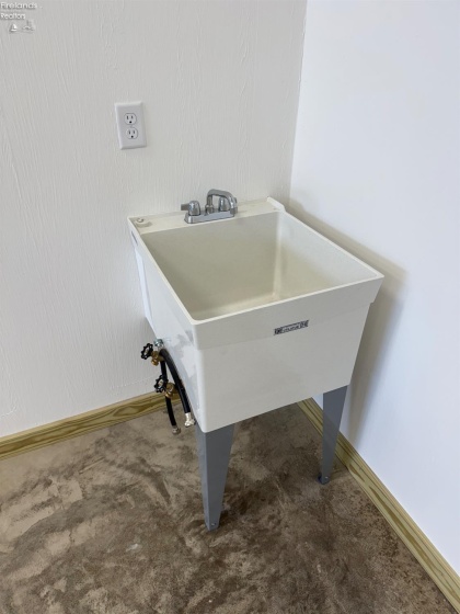 3720 Clean St, Port Clinton, 43452, ,Residential,For Sale,Clean St,20253660