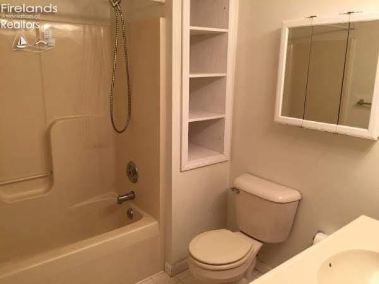 48903 North Ridge Road, Amherst, 44001, ,Multiple Units,For Sale,North Ridge Road,20254719