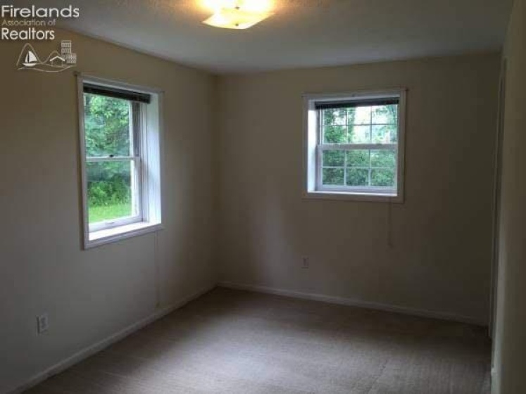 48903 North Ridge Road, Amherst, 44001, ,Multiple Units,For Sale,North Ridge Road,20254719