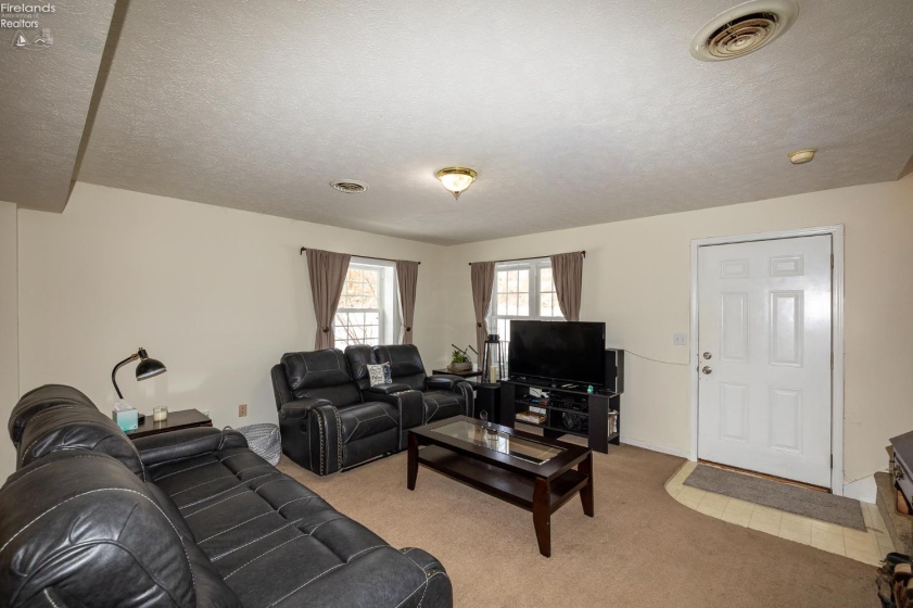 48903 North Ridge Road, Amherst, 44001, ,Multiple Units,For Sale,North Ridge Road,20254719