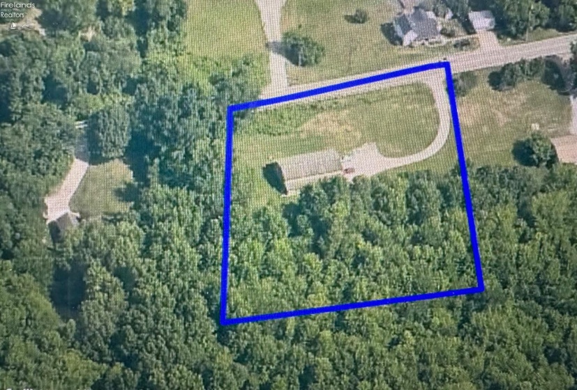 48903 North Ridge Road, Amherst, 44001, ,Multiple Units,For Sale,North Ridge Road,20254719