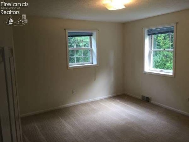 48903 North Ridge Road, Amherst, 44001, ,Multiple Units,For Sale,North Ridge Road,20254719