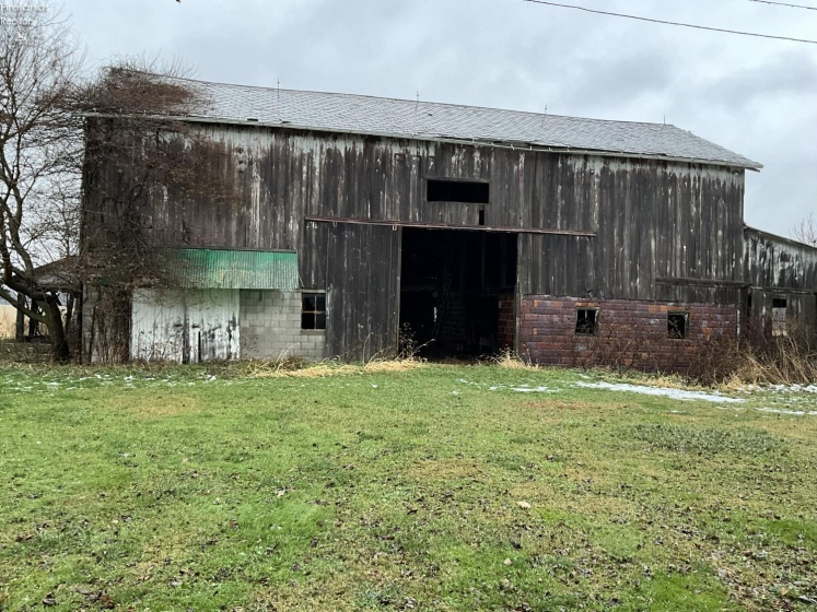 5854 State Route 162, New London, 44851, 5 Bedrooms Bedrooms, ,1 BathroomBathrooms,Residential,For Sale,State Route 162,20254725