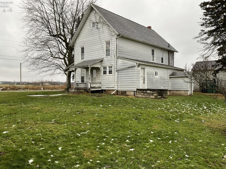 5854 State Route 162, New London, 44851, 5 Bedrooms Bedrooms, ,1 BathroomBathrooms,Residential,For Sale,State Route 162,20254725