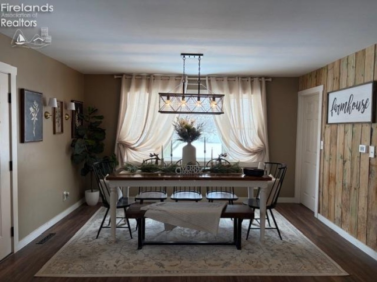 8140 S State Route 19, Bloomville, 44818, ,1 BathroomBathrooms,Residential,For Sale,S State Route 19,20254679