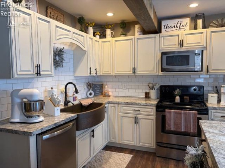 8140 S State Route 19, Bloomville, 44818, ,1 BathroomBathrooms,Residential,For Sale,S State Route 19,20254679