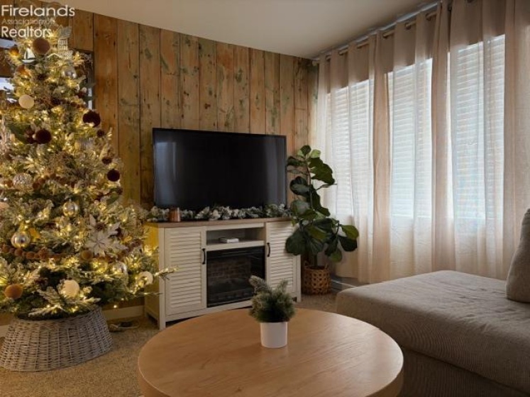 8140 S State Route 19, Bloomville, 44818, ,1 BathroomBathrooms,Residential,For Sale,S State Route 19,20254679