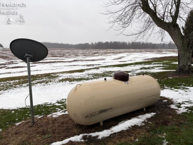 8140 S State Route 19, Bloomville, 44818, ,1 BathroomBathrooms,Residential,For Sale,S State Route 19,20254679