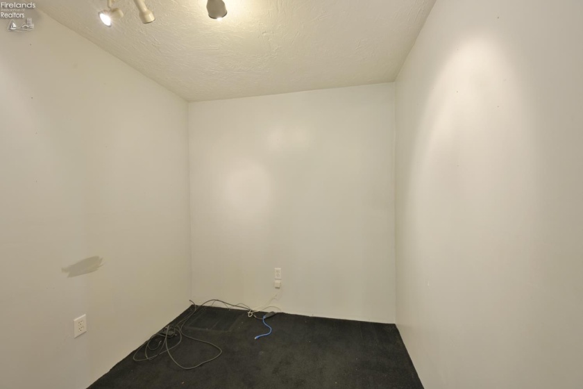 51001 Portman Road, Amherst, 44001, 3 Bedrooms Bedrooms, ,1 BathroomBathrooms,Residential,For Sale,Portman,20254732