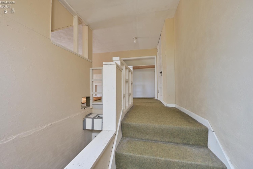 51001 Portman Road, Amherst, 44001, 3 Bedrooms Bedrooms, ,1 BathroomBathrooms,Residential,For Sale,Portman,20254732