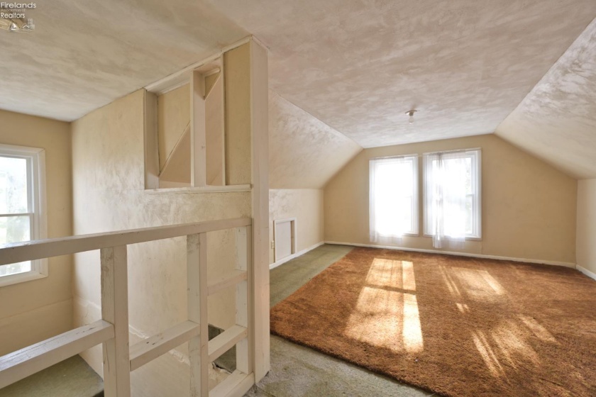 51001 Portman Road, Amherst, 44001, 3 Bedrooms Bedrooms, ,1 BathroomBathrooms,Residential,For Sale,Portman,20254732