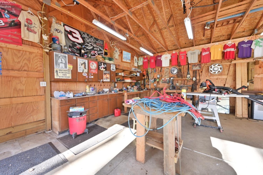 51001 Portman Road, Amherst, 44001, 3 Bedrooms Bedrooms, ,1 BathroomBathrooms,Residential,For Sale,Portman,20254732