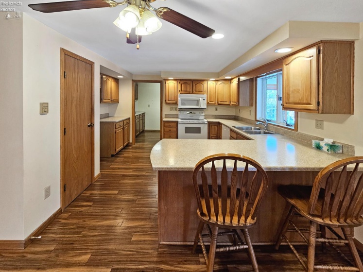 827 Maple Street, Clyde, 43410, 3 Bedrooms Bedrooms, ,3 BathroomsBathrooms,Residential,For Sale,Maple Street,20254647