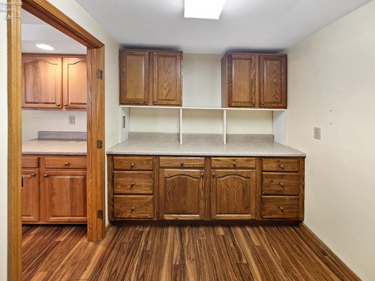 827 Maple Street, Clyde, 43410, 3 Bedrooms Bedrooms, ,3 BathroomsBathrooms,Residential,For Sale,Maple Street,20254647