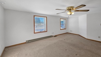 827 Maple Street, Clyde, 43410, 3 Bedrooms Bedrooms, ,3 BathroomsBathrooms,Residential,For Sale,Maple Street,20254647