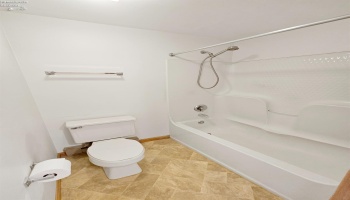 827 Maple Street, Clyde, 43410, 3 Bedrooms Bedrooms, ,3 BathroomsBathrooms,Residential,For Sale,Maple Street,20254647