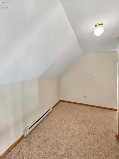 827 Maple Street, Clyde, 43410, 3 Bedrooms Bedrooms, ,3 BathroomsBathrooms,Residential,For Sale,Maple Street,20254647