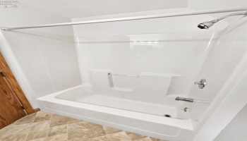 827 Maple Street, Clyde, 43410, 3 Bedrooms Bedrooms, ,3 BathroomsBathrooms,Residential,For Sale,Maple Street,20254647