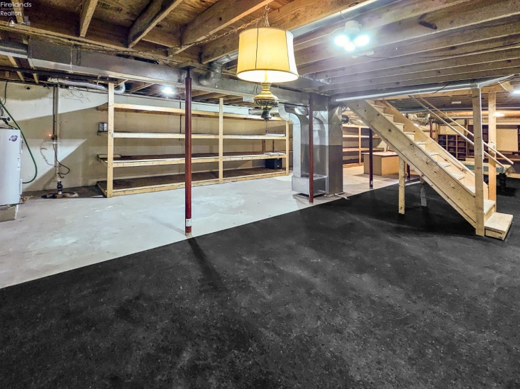 827 Maple Street, Clyde, 43410, 3 Bedrooms Bedrooms, ,3 BathroomsBathrooms,Residential,For Sale,Maple Street,20254647