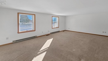 827 Maple Street, Clyde, 43410, 3 Bedrooms Bedrooms, ,3 BathroomsBathrooms,Residential,For Sale,Maple Street,20254647