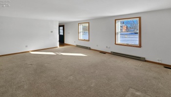 827 Maple Street, Clyde, 43410, 3 Bedrooms Bedrooms, ,3 BathroomsBathrooms,Residential,For Sale,Maple Street,20254647