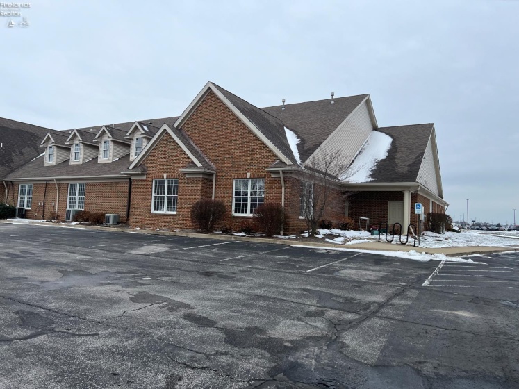 5202 Timber Commons Drive, Sandusky, 44870, ,Commercial For Lease,For Lease,Timber Commons,20254717