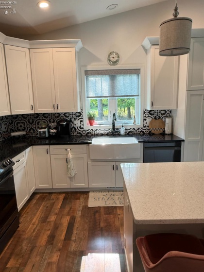 3741 Parkside Reserve Street, Vermilion, 44089, 3 Bedrooms Bedrooms, ,3 BathroomsBathrooms,Residential,For Sale,Parkside Reserve,20254724