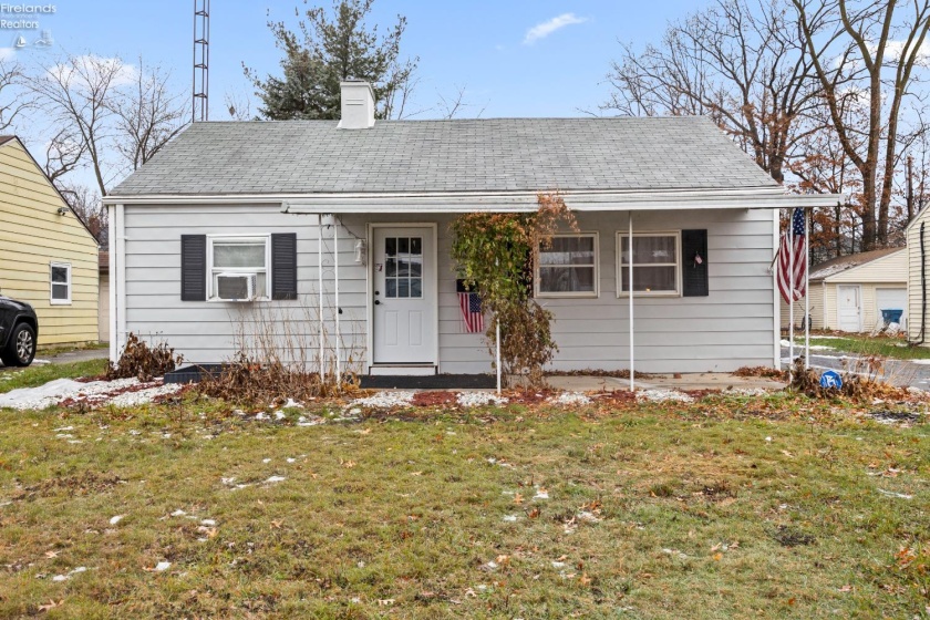 3896 Meadow Lane, Lorain, 44055, 3 Bedrooms Bedrooms, ,1 BathroomBathrooms,Residential,For Sale,Meadow Lane,20254652