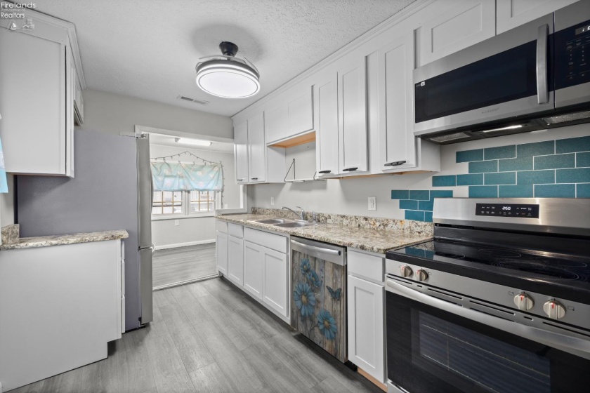 3896 Meadow Lane, Lorain, 44055, 3 Bedrooms Bedrooms, ,1 BathroomBathrooms,Residential,For Sale,Meadow Lane,20254652