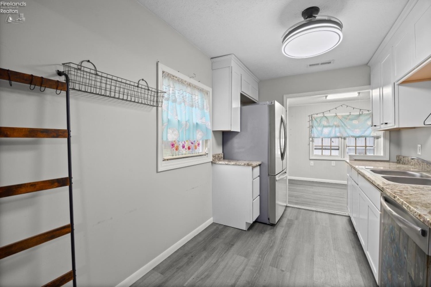 3896 Meadow Lane, Lorain, 44055, 3 Bedrooms Bedrooms, ,1 BathroomBathrooms,Residential,For Sale,Meadow Lane,20254652