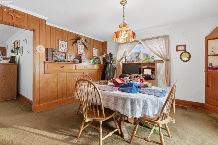 412 Kentucky Avenue, Lorain, 44052, 2 Bedrooms Bedrooms, ,2 BathroomsBathrooms,Residential,For Sale,Kentucky,20254740