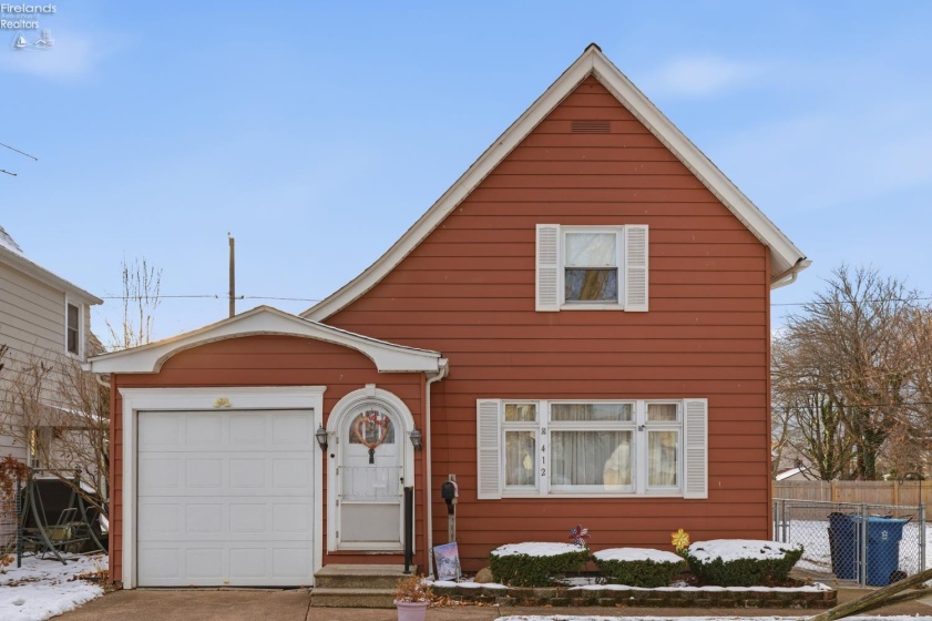 412 Kentucky Avenue, Lorain, 44052, 2 Bedrooms Bedrooms, ,2 BathroomsBathrooms,Residential,For Sale,Kentucky,20254740
