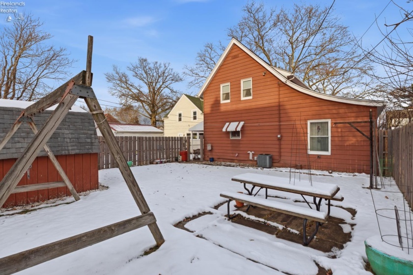 412 Kentucky Avenue, Lorain, 44052, 2 Bedrooms Bedrooms, ,2 BathroomsBathrooms,Residential,For Sale,Kentucky,20254740